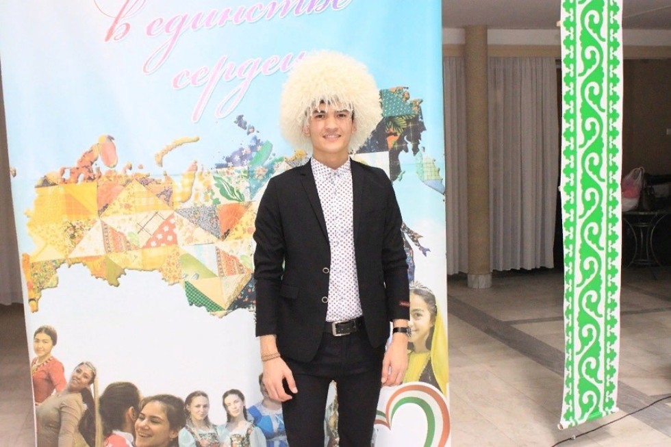 Лауреат международного фестиваля дружбы - студент факультета филологии и истории Елабужского института КФУ Лауреат международного фестиваля дружбы - студент факультета филологии и истории Елабужского института КФУ