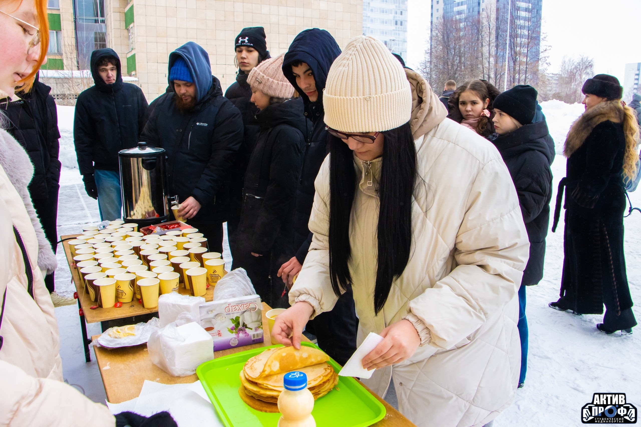 Ярко, тепло и по-народному! Ярко, тепло и по-народному!