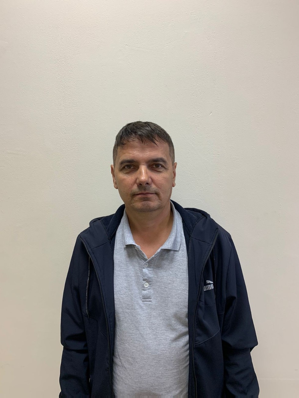 ����������