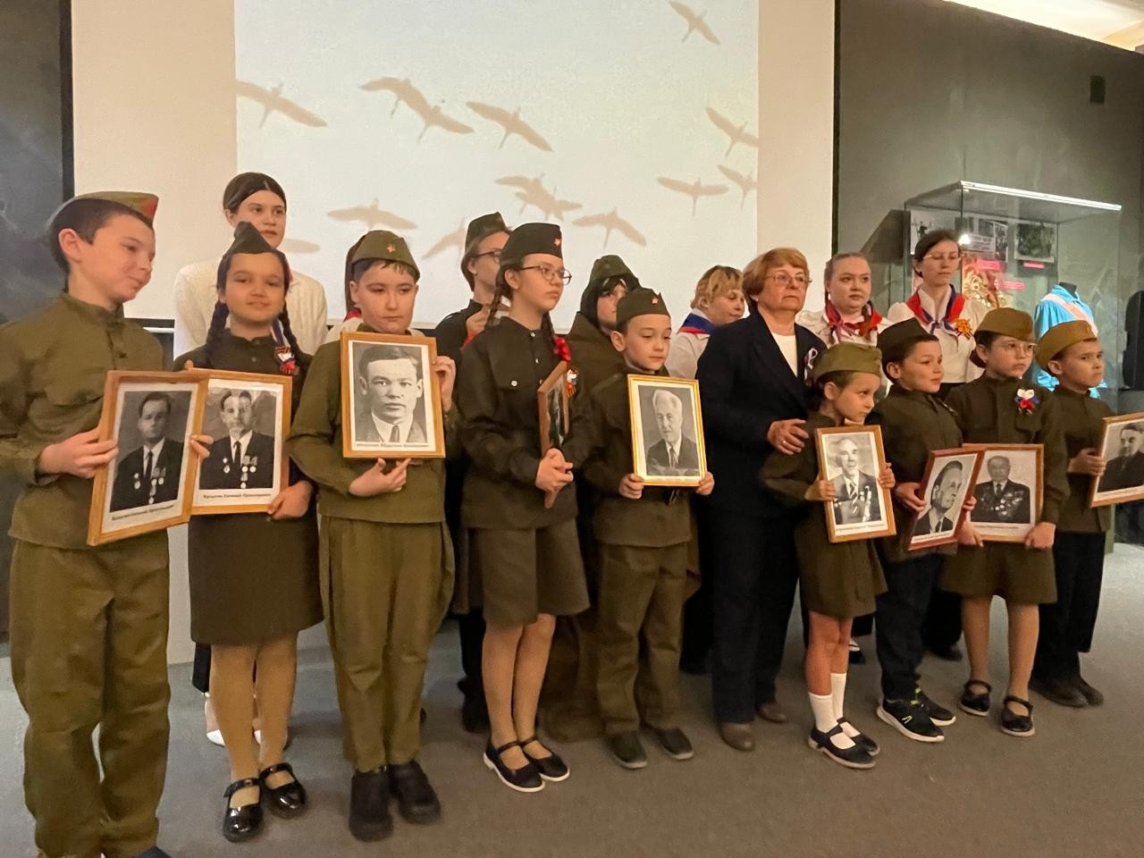 ������� ����� ��� '������' �������� � ��������� ��������� � ������� ������ � �����-��������� ������� ������������� ����� � ��������� ������ ,������� �����, ���������, ���� ������, ������������� ���������� ������������, ������� ������, ������� ������������� �����, �����-��������, ��������-����������