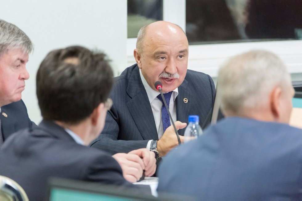 Board of Trustees Established at Naberezhnye Chelny Institute