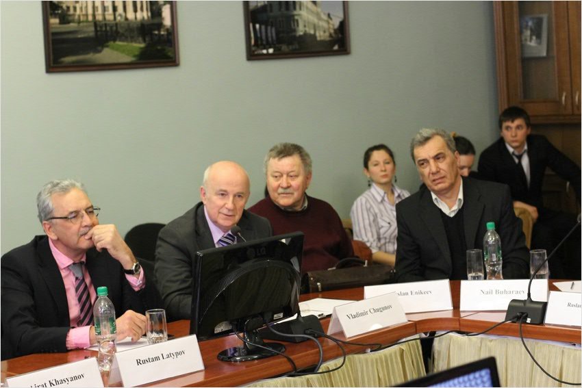 ����������