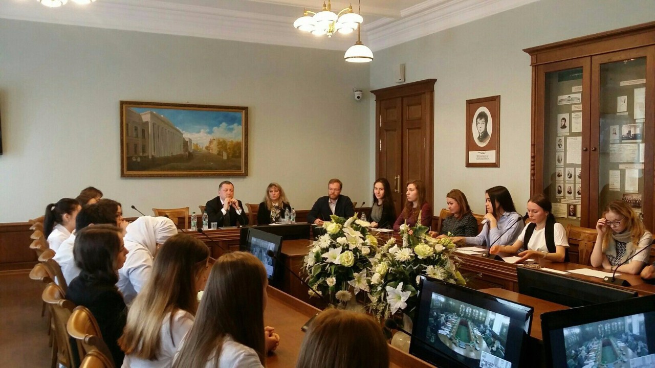 На базе кружка медицинского права была проведена конференция. На базе кружка медицинского права была проведена конференция.