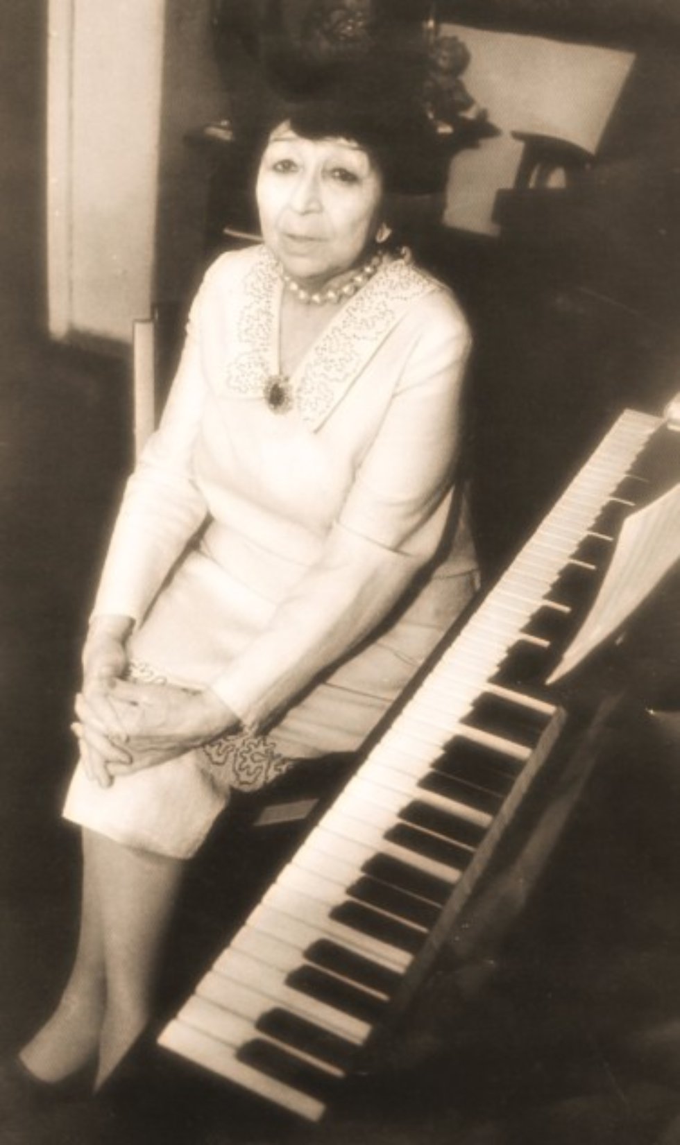 Песни Сары Садыковой - мелодии души Песни Сары Садыковой - мелодии души