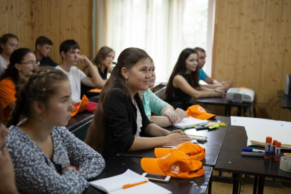 A young teacher: consolidation in the profession A young teacher: consolidation in the profession