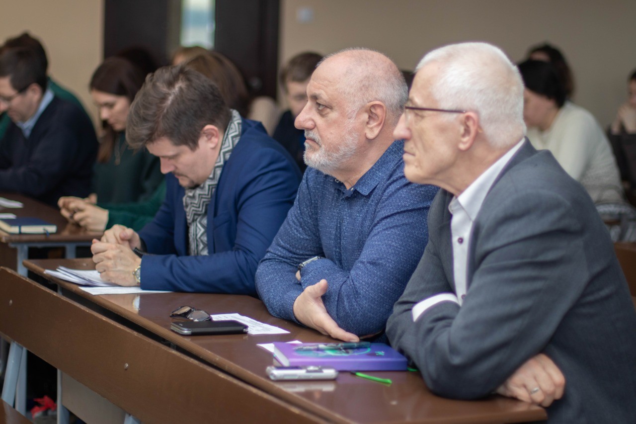 В Институте социально-философских наук и массовых коммуникаций состоялась конференция представителей научно-педагогических кадров и обучающихся В Институте социально-философских наук и массовых коммуникаций состоялась конференция представителей научно-педагогических кадров и обучающихся