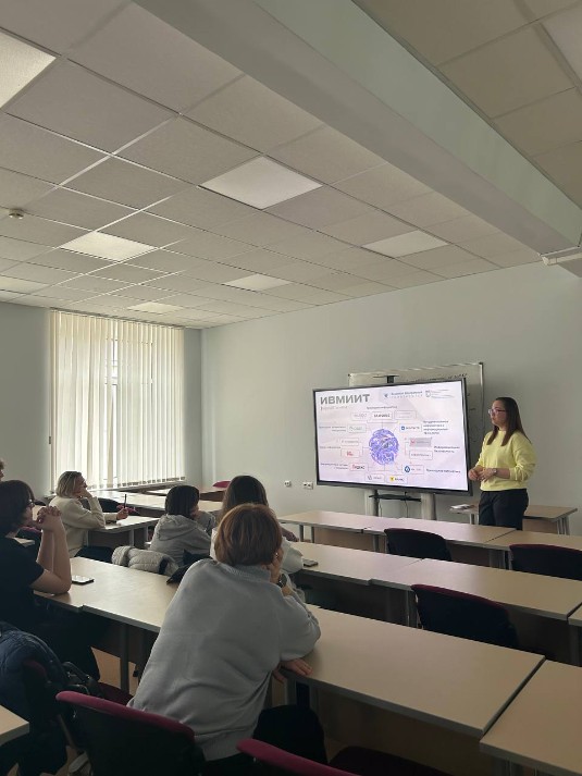 Гости из Алтайского края посетили День открытых дверей ИВМиИТ КФУ Гости из Алтайского края посетили День открытых дверей ИВМиИТ КФУ