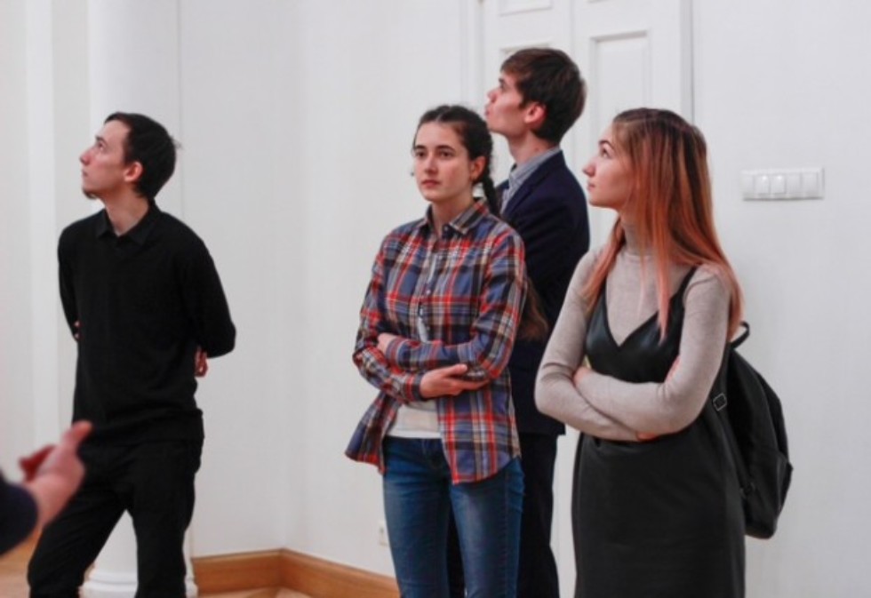 ����� � ����� �. ������������