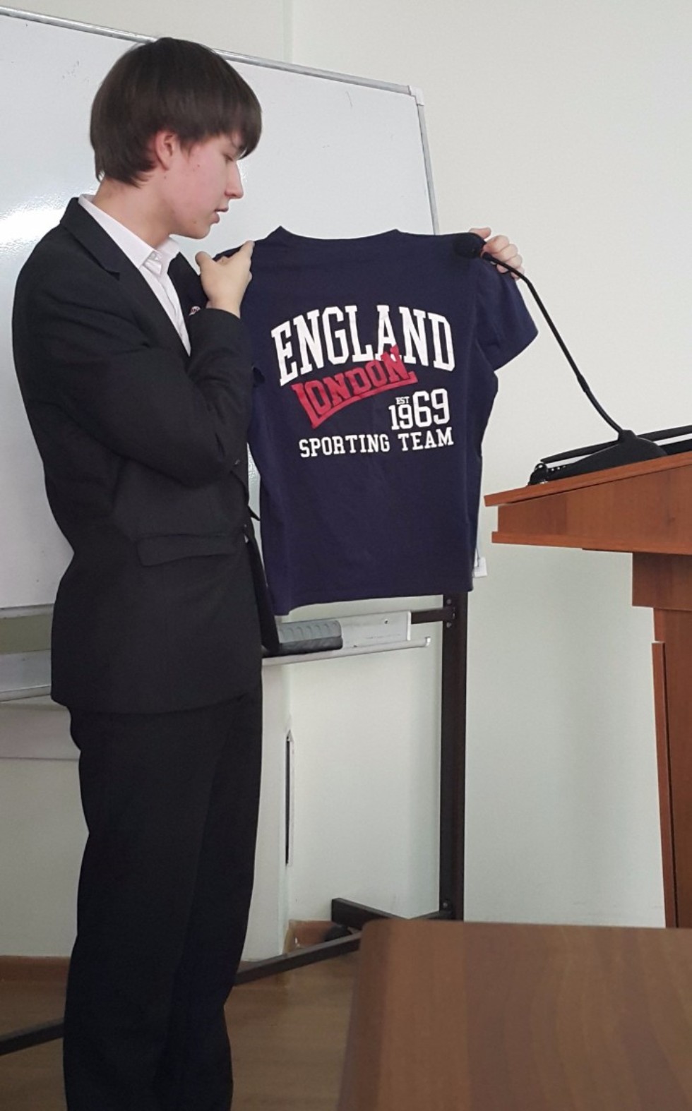 Юный лингвист Юный лингвист