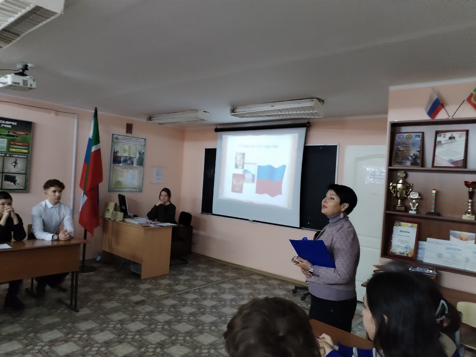 Торжественно отметили День Конституции! Торжественно отметили День Конституции!