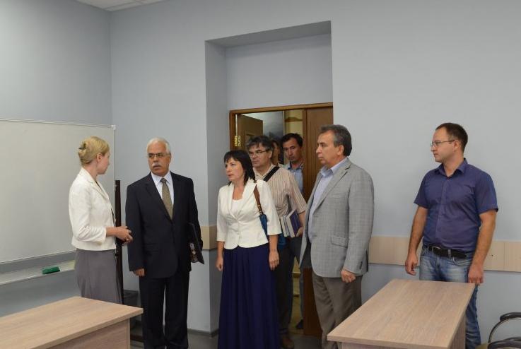 ����� ������ ����� � ��������� ����������� �����������