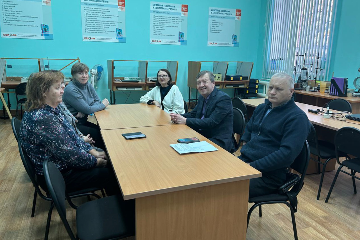 Названы победители олимпиады по физике в Елабужском институте КФУ Названы победители олимпиады по физике в Елабужском институте КФУ