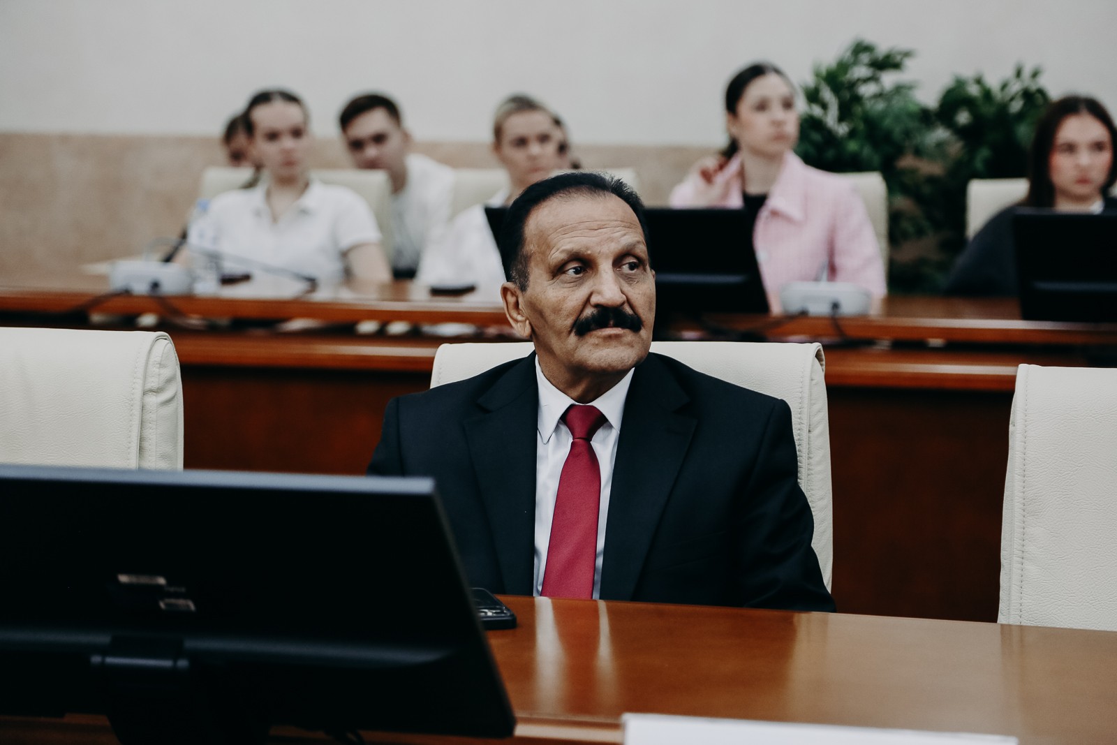 � ��� �������� 30-����� ���������� ���������������