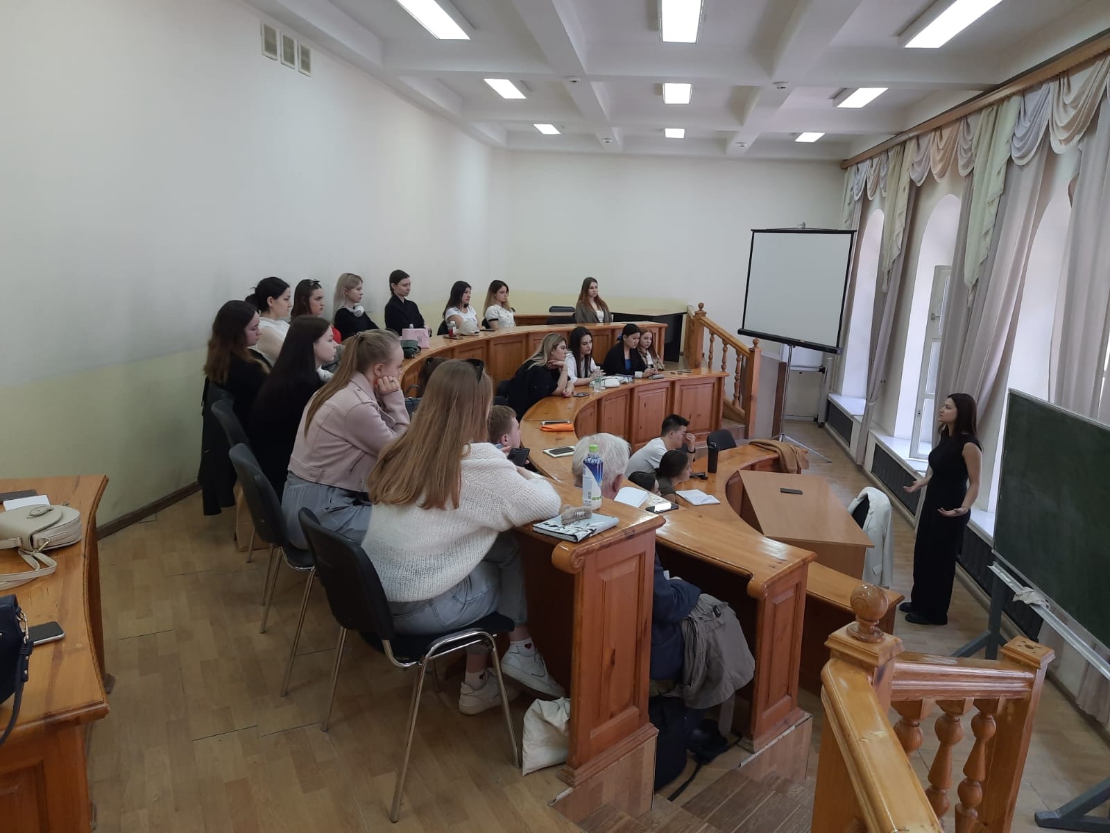 Заседание научного кружка Заседание научного кружка