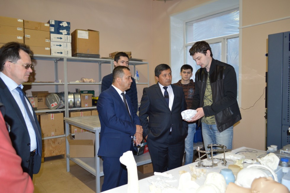 ��������� ������������� ���������-������������� ���������(����������) �������� ���������� �������� � ���������-������������ ������ ���