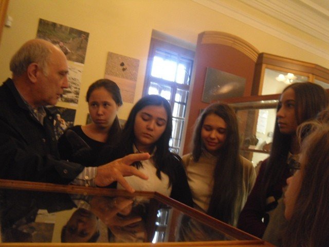 7� � 9� � ����� �������� ���