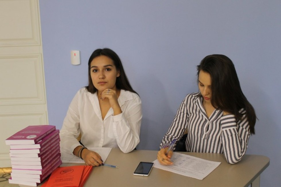 14-я международная научно-практическая конференция 'Информационное поле современной России: практики и эффекты' продолжила серию научных событий ИСФН 14-я международная научно-практическая конференция 'Информационное поле современной России: практики и эффекты' продолжила серию научных событий ИСФН