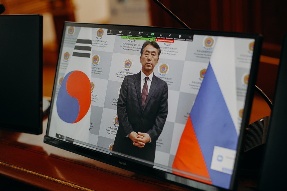 В КФУ обсуждают настоящее и будущее российского корееведения