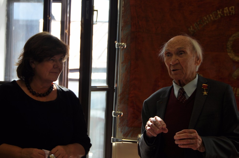 � ������ � ����� ��� ��������� 9 ��������� ��������� ��� (1944 ���� �������), �������, �������� � ������� ������ �������� ����, ����� ���������� �����, ����������� �����-���������� ����, ����������� ������ ������ ���� ������� �������������� �������