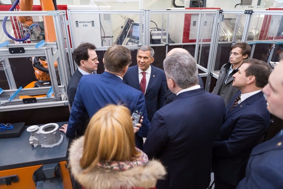 President of Tatarstan Visited Naberezhnye Chelny Institute, Rector Gafurov Present at Discussions of Two Institute Roadmaps President of Tatarstan Visited Naberezhnye Chelny Institute, Rector Gafurov Present at Discussions of Two Institute Roadmaps