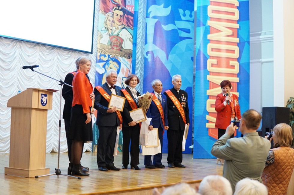 �� ������������� ����������� � ���������� ��������� ��� �������� 100-����� �����