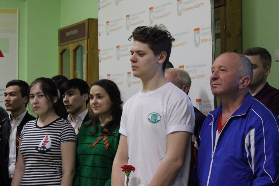 Students of the Elabuga Institute of KFU take part in the International Run dedicated to the Victory Day