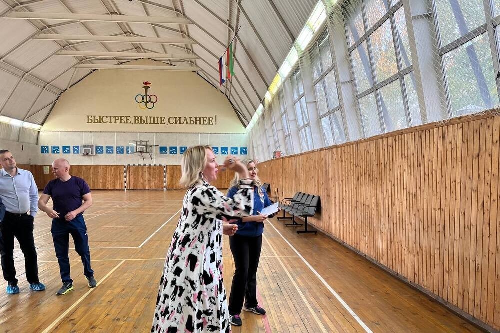 5 октября 2023 года в Елабужском институте КФУ прошли соревнования среди преподавателей и сотрудников по игре в дартс и стрельбе 5 октября 2023 года в Елабужском институте КФУ прошли соревнования среди преподавателей и сотрудников по игре в дартс и стрельбе