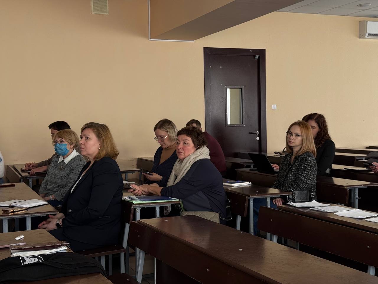 На кафедре общей и этнической социологии обсудили кандидатские работы аспирантов На кафедре общей и этнической социологии обсудили кандидатские работы аспирантов