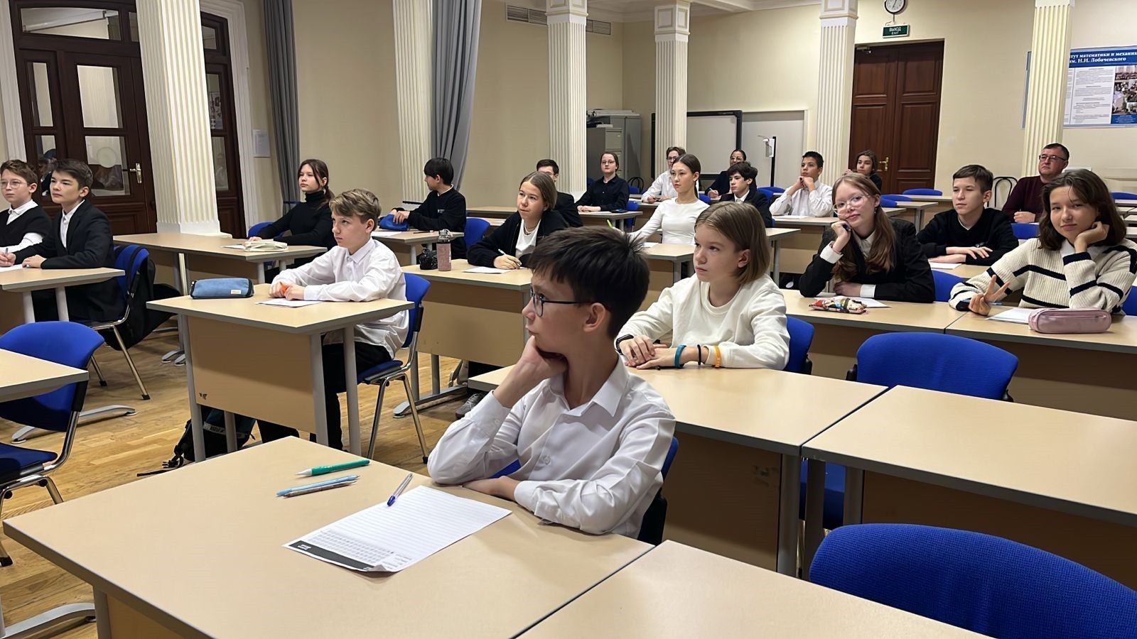 Лицеисты приняли участие в ежегодной Всемирной образовательной акции 'Татарча диктант' Лицеисты приняли участие в ежегодной Всемирной образовательной акции 'Татарча диктант'