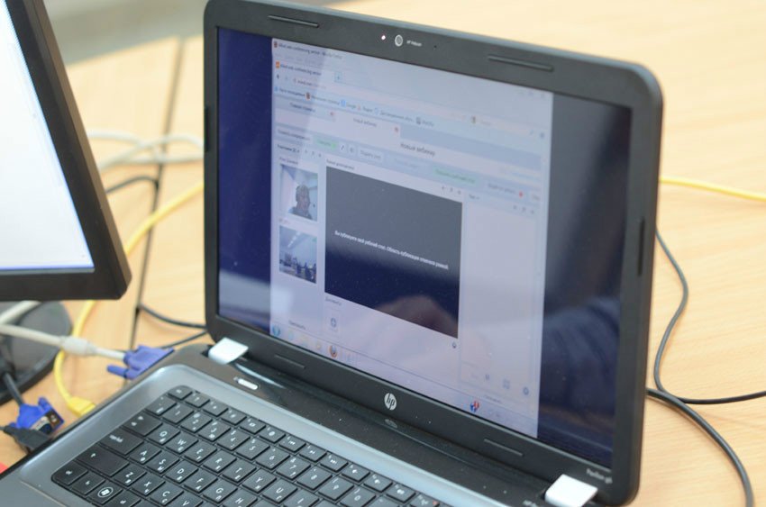 ����������� �������� ������������ ������ �������������� ������ � LMS MOODLE