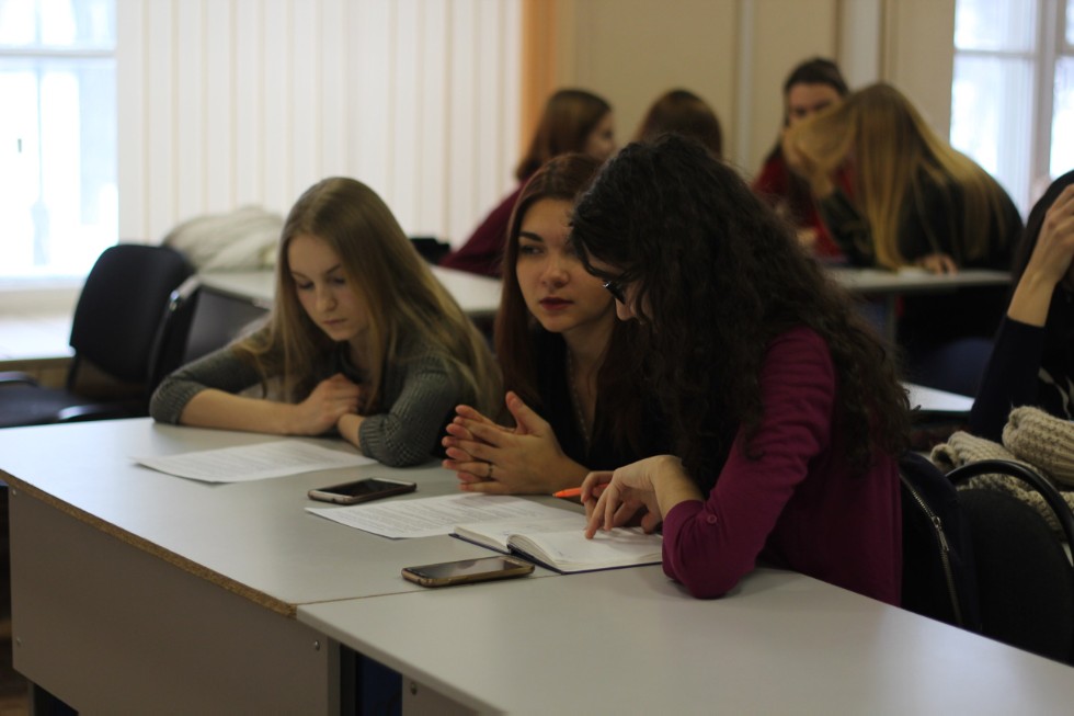 Декабрьская сессия решения кейсов от креативного агентства Brainstore подошла к концу. Декабрьская сессия решения кейсов от креативного агентства Brainstore подошла к концу.