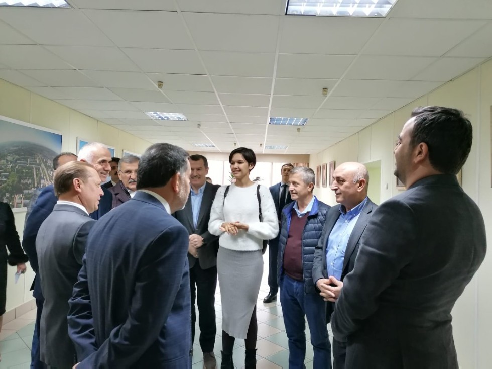 ����� �� ���� �����������, ��� ��� ����� ��-������� '������'?