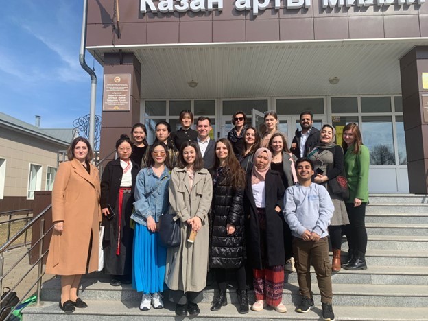 �� ���� ������� ��������������� �������� ����� �������� ����� ��� ������� ���������-��������������� ������ '����� � �� � ������������ �������'