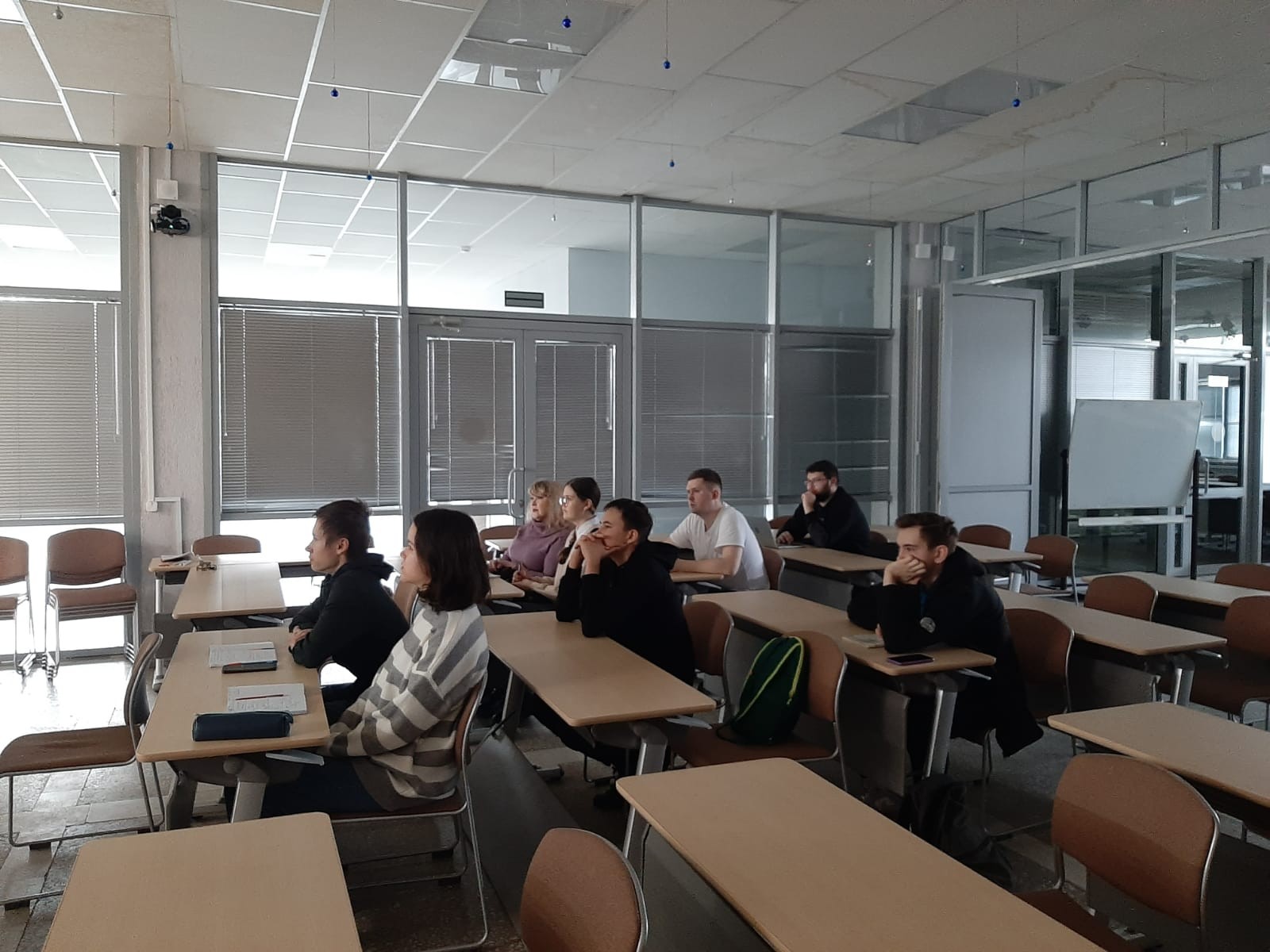 25 ����� � ��������� ������ ������ ������� � ����������� ������ �� ���������� � ��� �� ������.