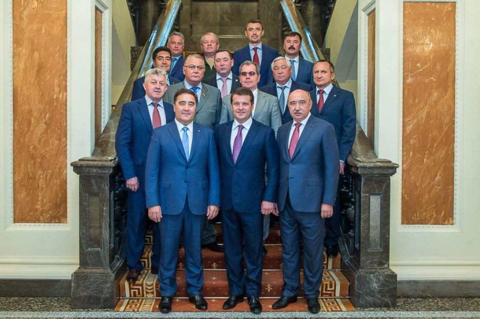 Ilshat Gafurov Receives Letter of Appreciation from Mayor of Kazan Ilsur Metshin