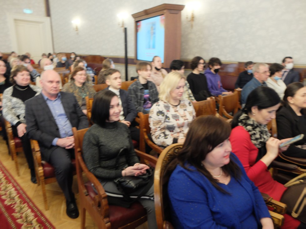 ����������� ����� ������ 8 �����.