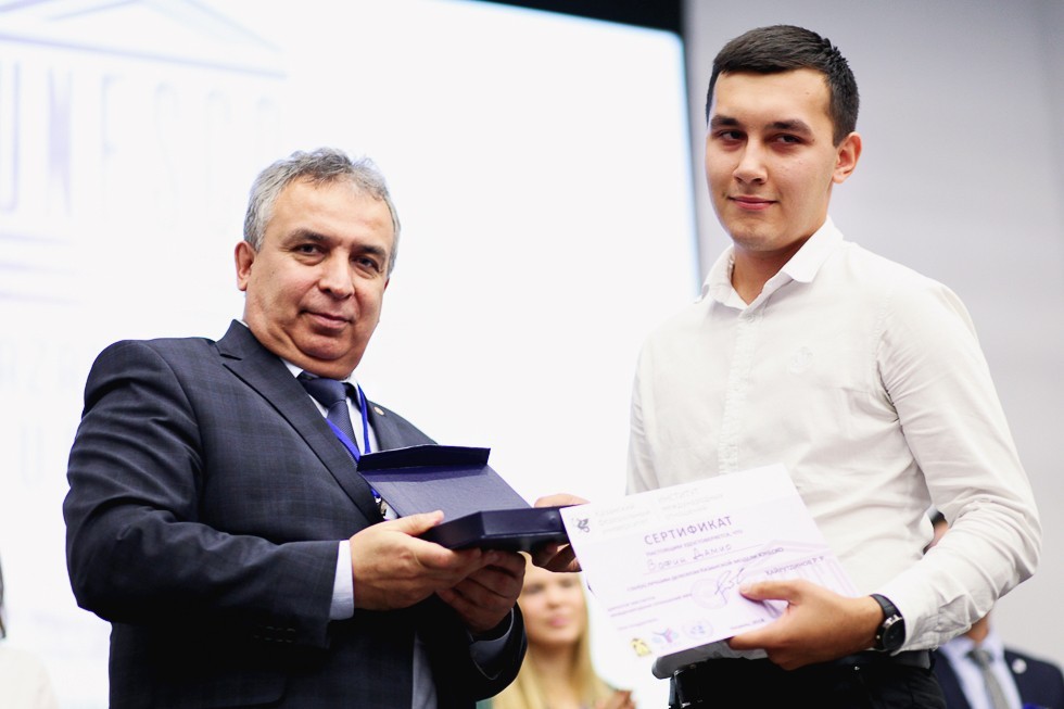 �������� ������