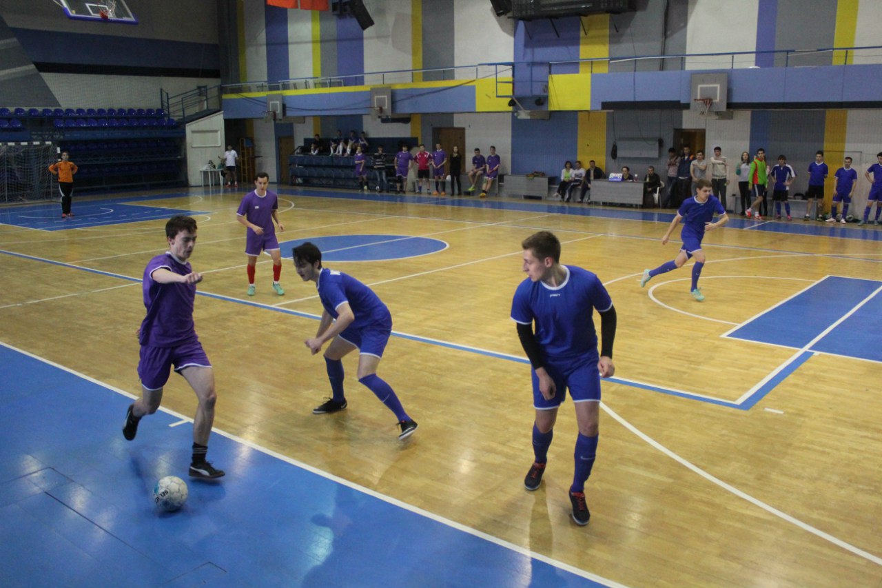 Кубок Казанского университета по мини-футболу остается в стенах Института физики Кубок Казанского университета по мини-футболу остается в стенах Института физики