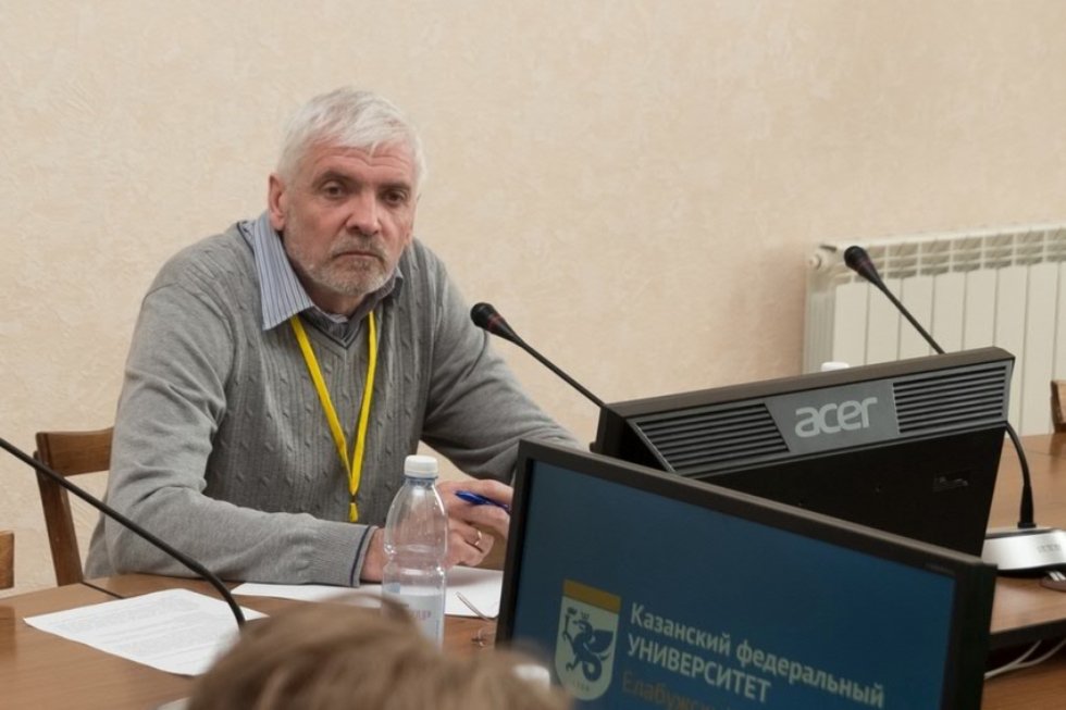 'Теория жива, пока работает на практике' 'Теория жива, пока работает на практике'