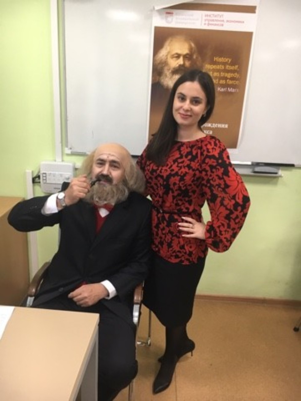 ����-����������� MARX FEST, ����������� 200-����� �� ��� �������� ����� ������, ���������� 25 ������ � ��������� ����������, ��������� � �������� ���������� ������������ ������������.