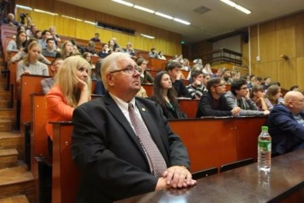 Сателлитная школа 'Современная ядерная физика и ядерная медицина' (3-4 сентября 2016 г.) Сателлитная школа 'Современная ядерная физика и ядерная медицина' (3-4 сентября 2016 г.)