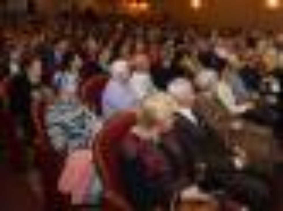 Ильсур Метшин поздравил слушателей третьего возраста с началом нового учебного года Ильсур Метшин поздравил слушателей третьего возраста с началом нового учебного года