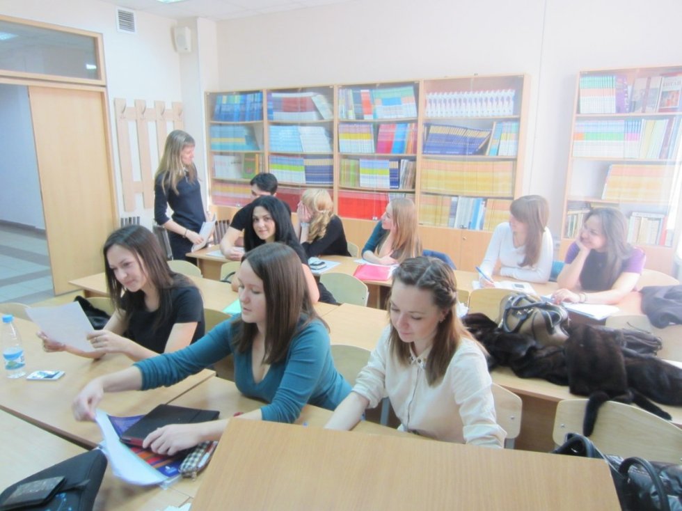 'Чтобы не было однообразия, пробую себя каждый раз в новом'. Глушкова Светлана Юрьевна 'Чтобы не было однообразия, пробую себя каждый раз в новом'. Глушкова Светлана Юрьевна