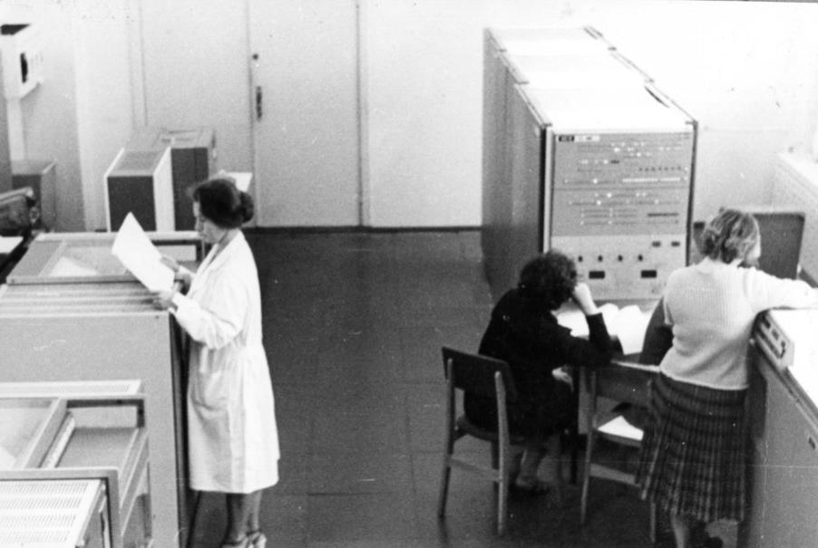 ������ 1982�.