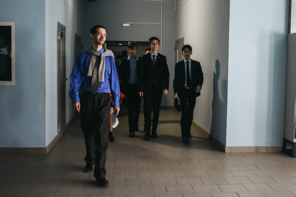 ����� ��������� ���� ������������� 