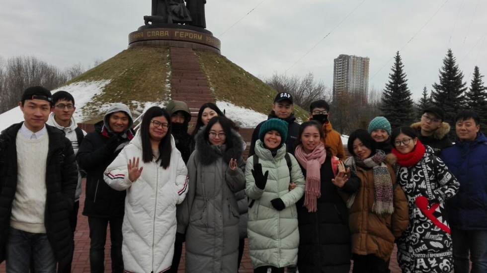 В России китайские студенты встречают Новый год два раза В России китайские студенты встречают Новый год два раза