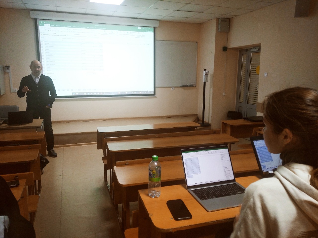 ����� ������� � ��������� �� ��������� �� ��������� 