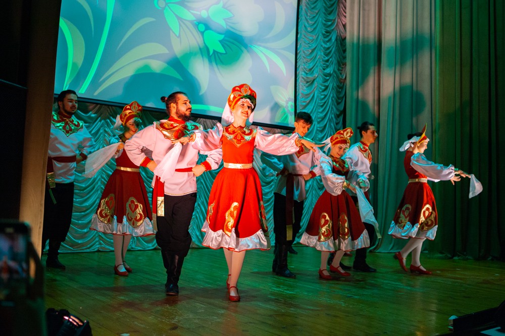 Мы не прощаемся! Мы не прощаемся!