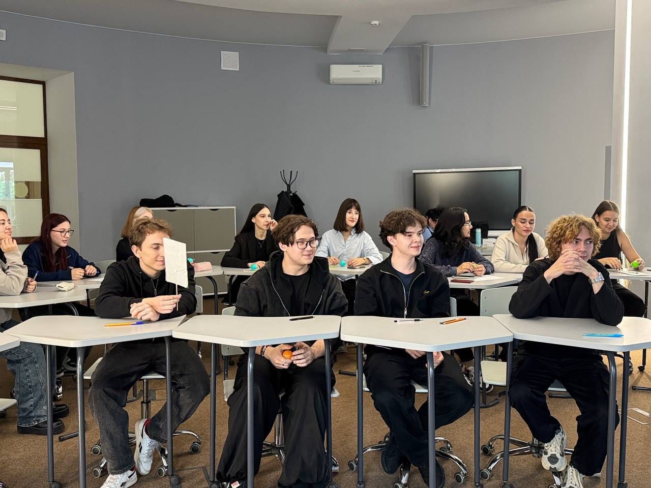 Деловая игра 'Новые виды девиации: профилактика и коррекция' Деловая игра 'Новые виды девиации: профилактика и коррекция'