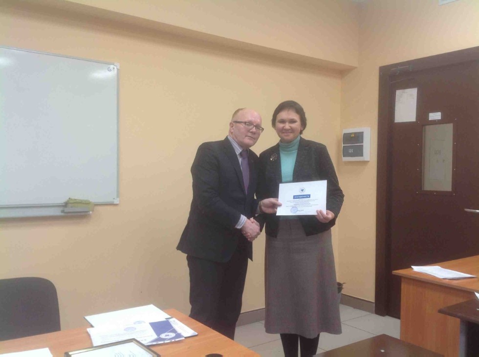 ��������������� � �������������� ������� ������������� ���: ������ ��� ��������